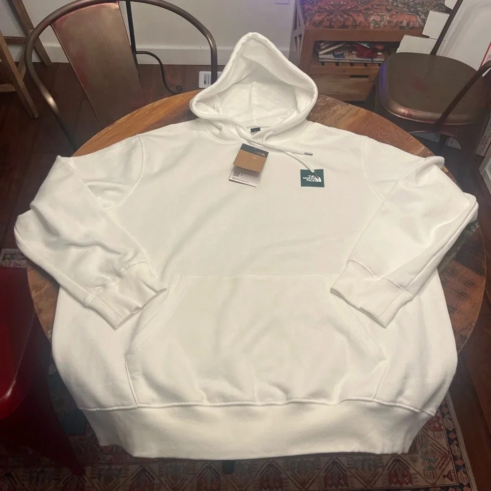 NWT North Face Men’s Hoodie